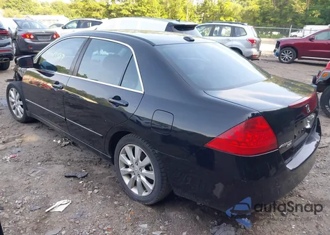 2007 Honda Accord 3.0 Ex from USA, damaged, VIN 1HGCM66587A030697